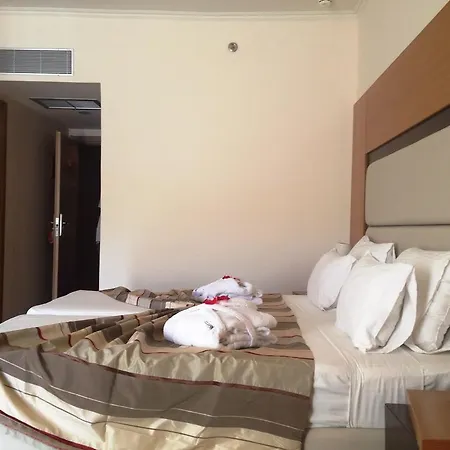Sentido Lindos Bay & Semesteranläggning (resort)